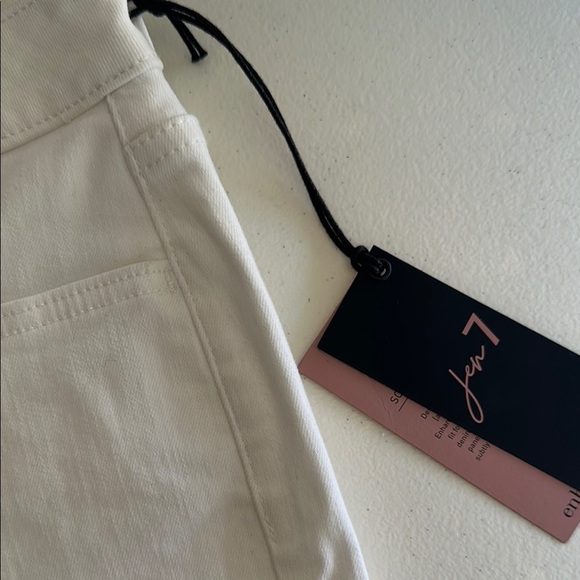 Women's Cream Jeans - Picture 2 of 5